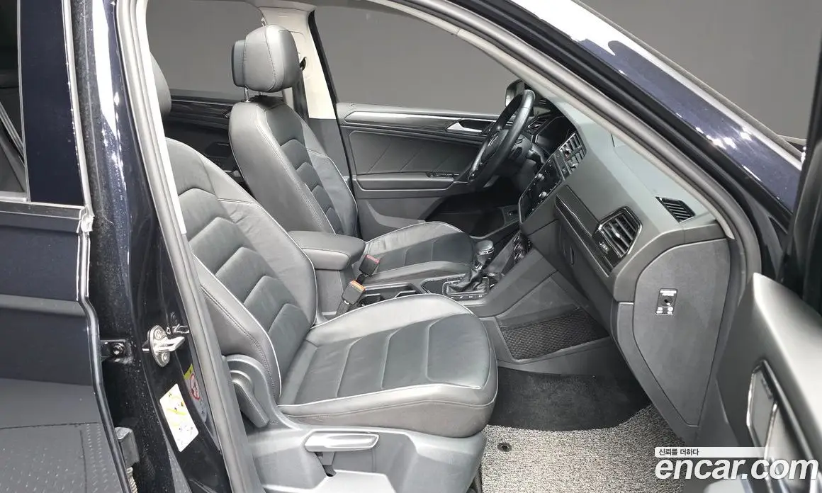 Volkswagen Tiguan 2020 2.0 автомат (гидро), фото 11