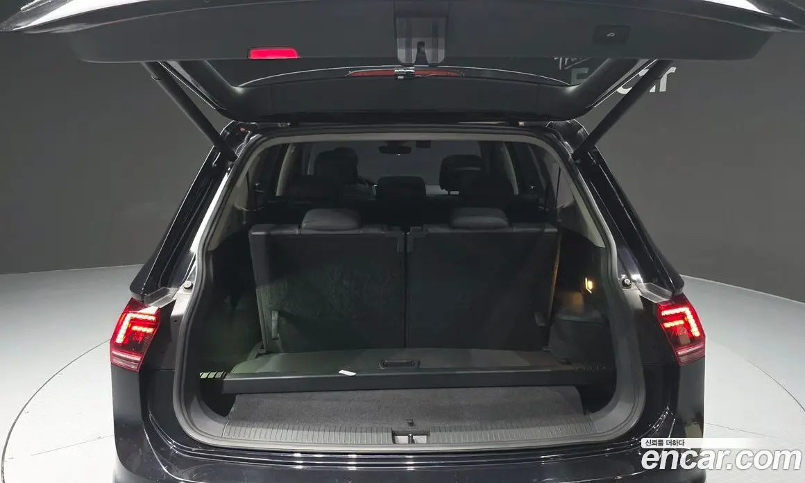 Volkswagen Tiguan 2020 2.0 автомат (гидро), фото 20