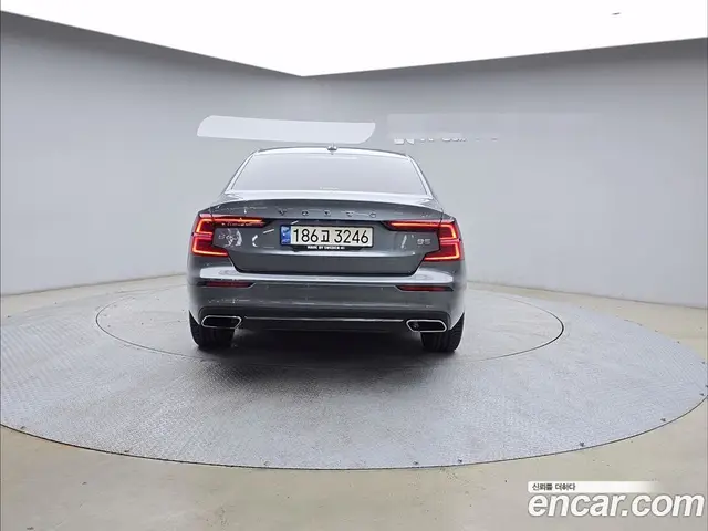 Volvo S60 2021 2.0 автомат (гидро), миниатюра 4 Volvo S60 2021 2.0 автомат (гидро), миниатюра 4