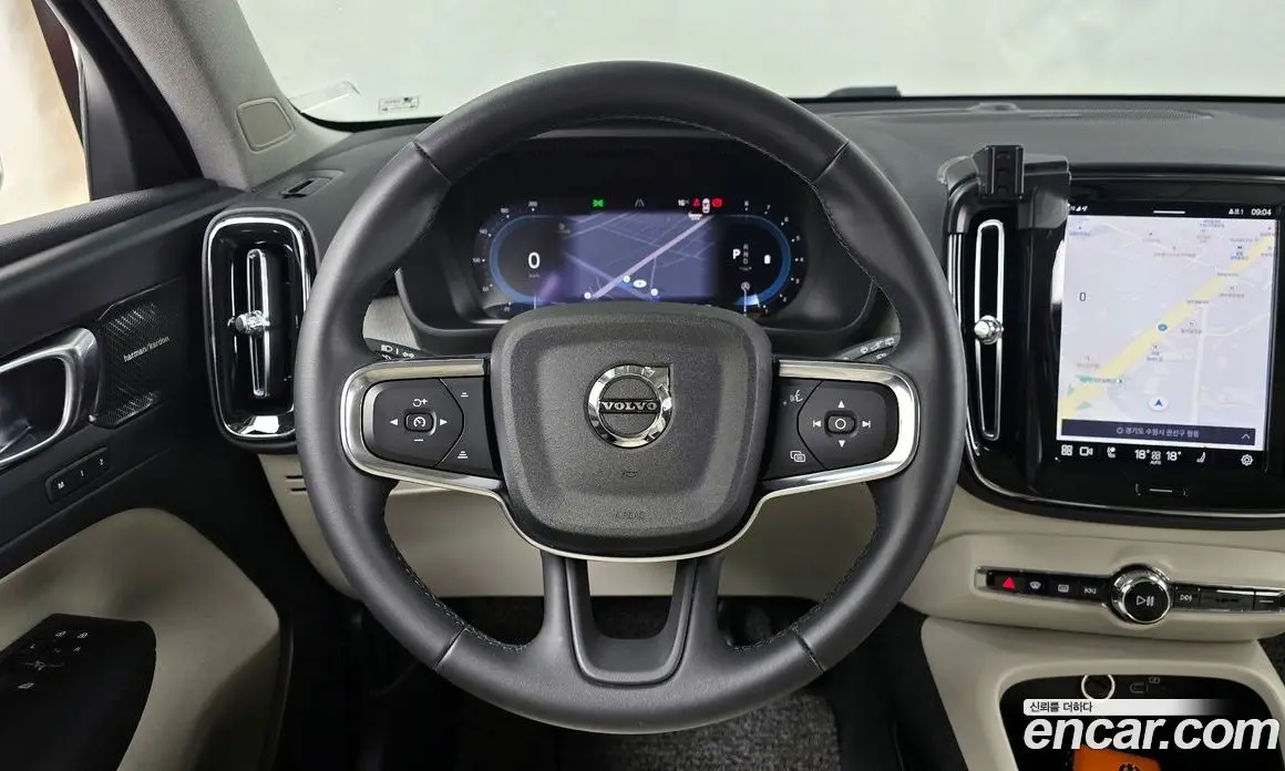 Volvo XC40 2023 2.0 автомат (гидро), фото 13 Volvo XC40 2023 2.0 автомат (гидро), фото 13