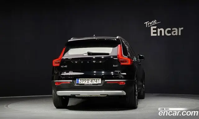 Volvo XC40 2023 2.0 автомат (гидро), миниатюра 4 Volvo XC40 2023 2.0 автомат (гидро), миниатюра 4