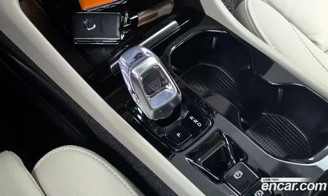 Volvo XC40 2023 2.0 автомат (гидро), миниатюра 9 Volvo XC40 2023 2.0 автомат (гидро), миниатюра 9
