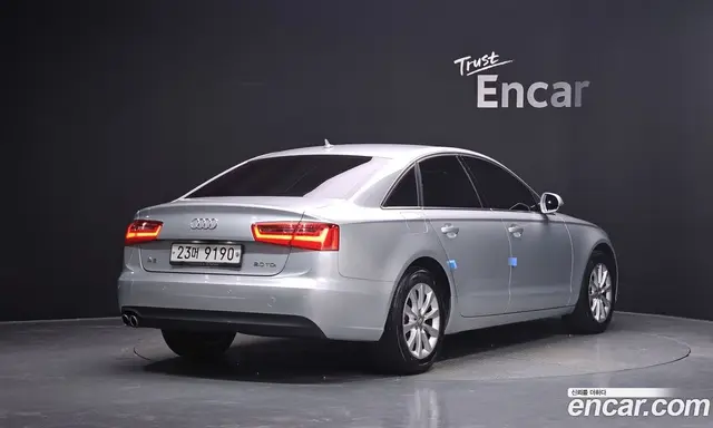 Audi A6 2014 2.0 автомат (гидро), миниатюра 2