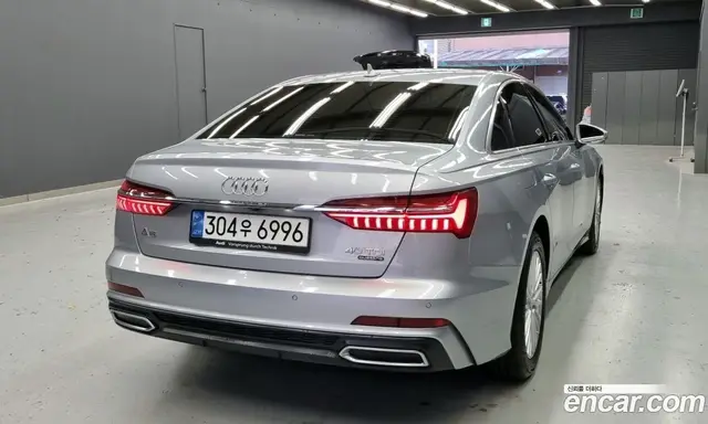 Audi A6 2020 2.0 автомат (гидро), миниатюра 2