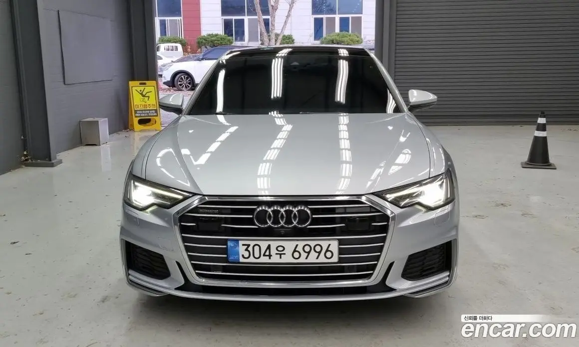 Audi A6 2020 2.0 автомат (гидро), фото 3