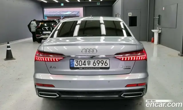 Audi A6 2020 2.0 автомат (гидро), миниатюра 4