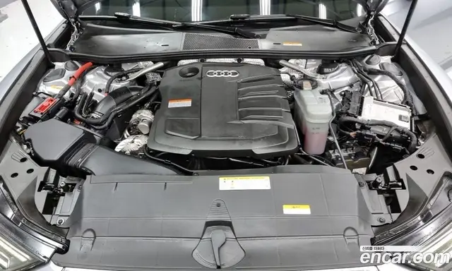 Audi A6 2020 2.0 автомат (гидро), миниатюра 6