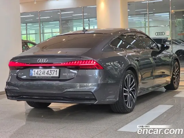 Audi A7 2024 3.0 автомат (гидро), миниатюра 2