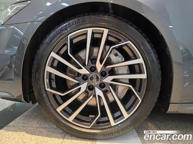 Audi A7 2024 3.0 автомат (гидро), миниатюра 5