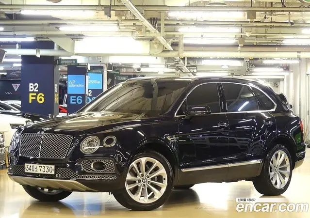 Bentley Bentayga 2020 4.0 автомат (гидро), миниатюра 2
