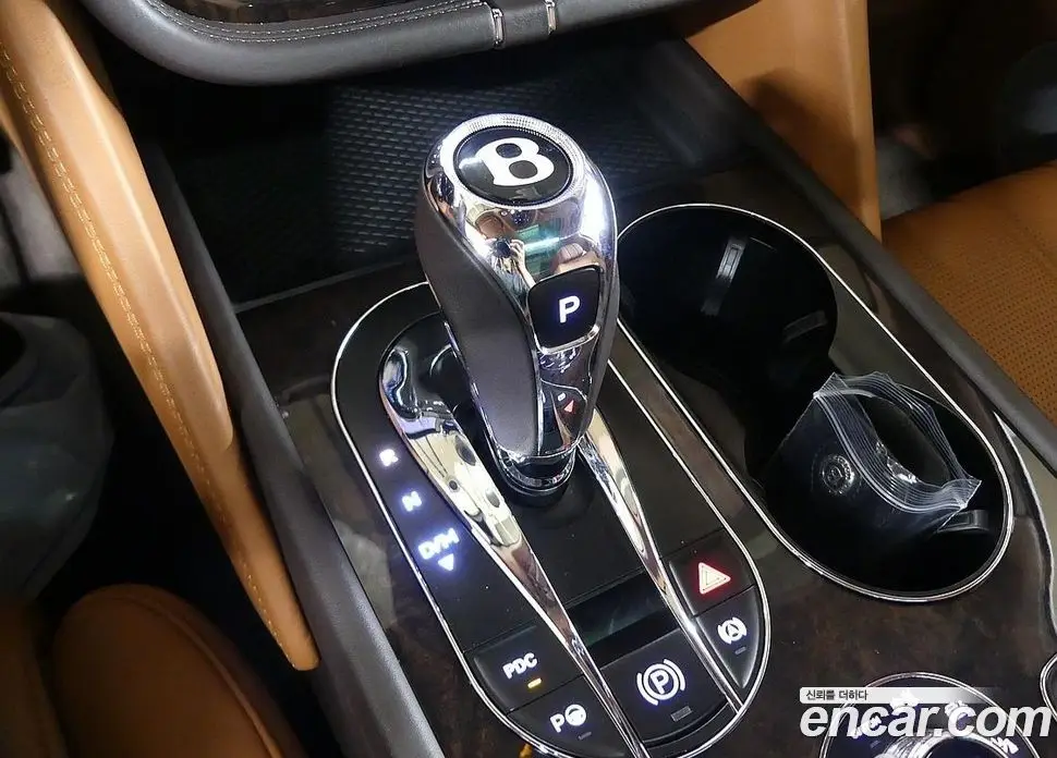 Bentley Bentayga 2020 4.0 автомат (гидро), фото 16
