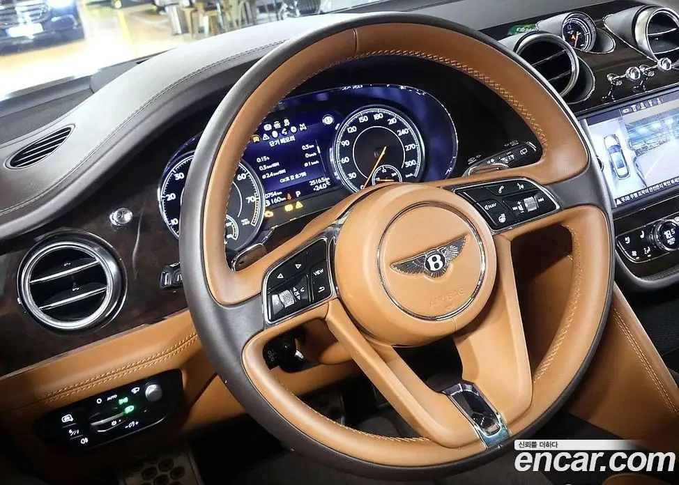 Bentley Bentayga 2020 4.0 автомат (гидро), фото 6