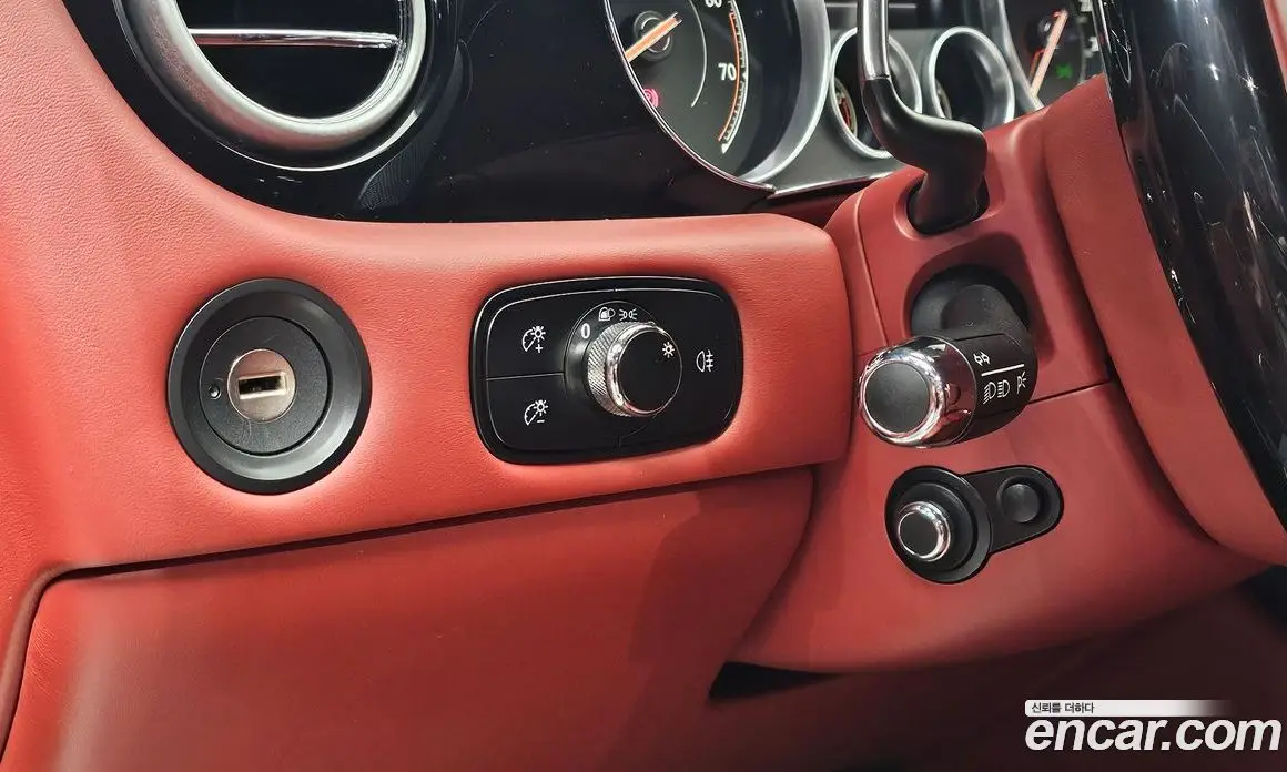 Bentley Continental 2015 6.0 автомат (гидро), фото 17 Bentley Continental 2015 6.0 автомат (гидро), фото 17