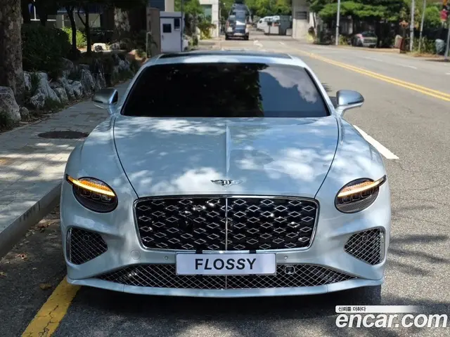 Bentley Continental 2026 4.0 автомат (гидро), миниатюра 3 Bentley Continental 2026 4.0 автомат (гидро), миниатюра 3