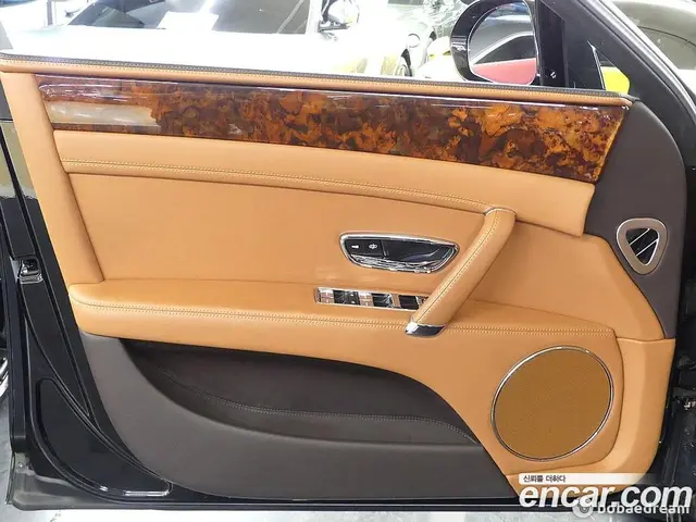 Bentley Flying Spur 2016 4.0 автомат (гидро), миниатюра 11 Bentley Flying Spur 2016 4.0 автомат (гидро), миниатюра 11