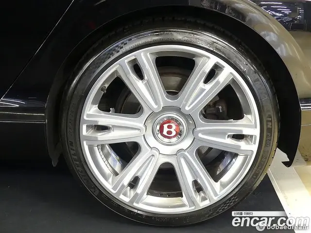 Bentley Flying Spur 2016 4.0 автомат (гидро), миниатюра 5 Bentley Flying Spur 2016 4.0 автомат (гидро), миниатюра 5