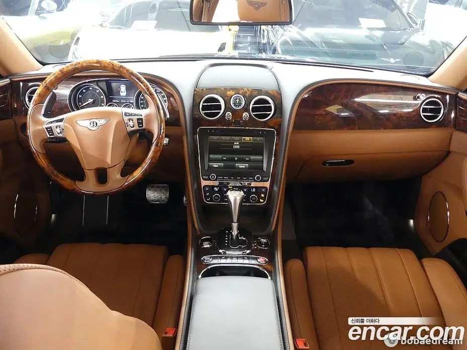 Bentley Flying Spur 2016 4.0 автомат (гидро), фото 7 Bentley Flying Spur 2016 4.0 автомат (гидро), фото 7