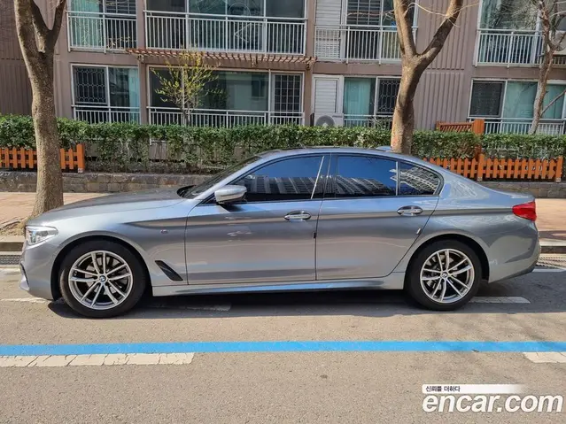 BMW 5 серия 2017 2.0 автомат (гидро), миниатюра 3 BMW 5 серия 2017 2.0 автомат (гидро), миниатюра 3