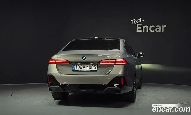 BMW 5 серия 2025 2.0 автомат (гидро), миниатюра 4 BMW 5 серия 2025 2.0 автомат (гидро), миниатюра 4