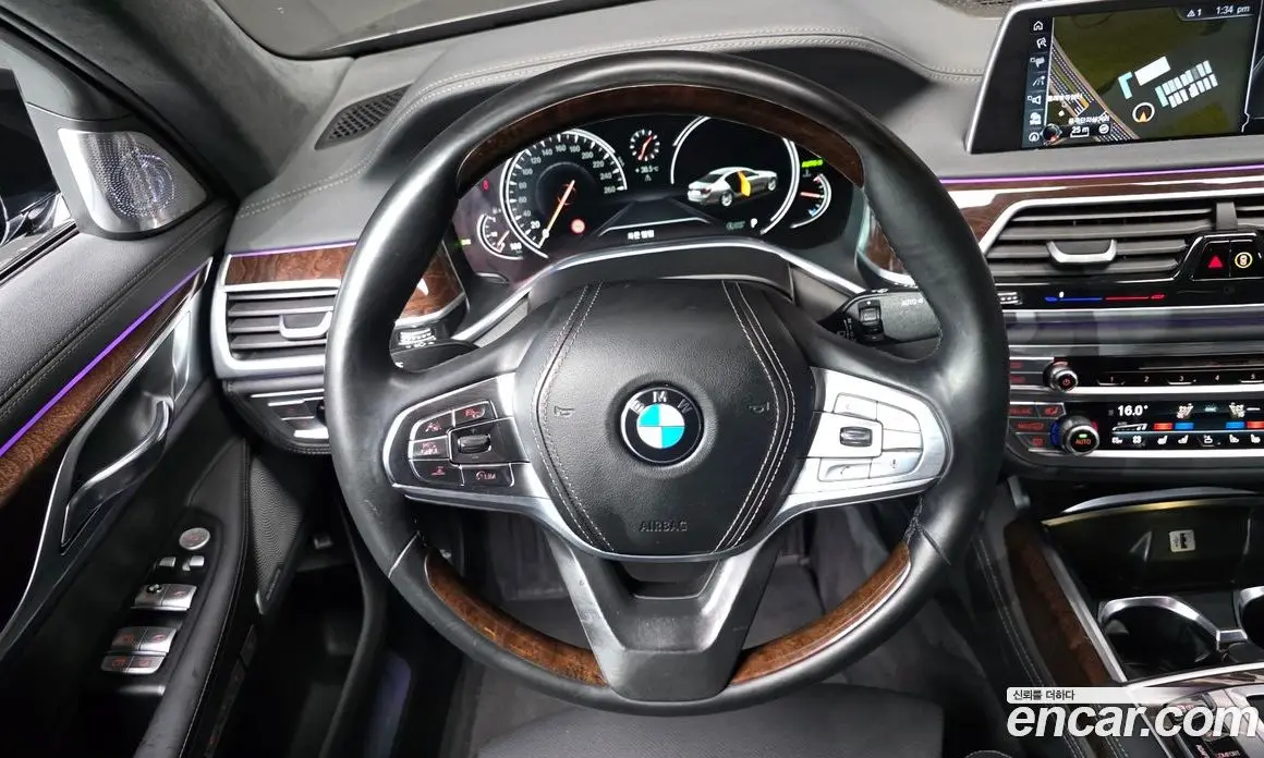 BMW 7 серия 2016 4.4 автомат (гидро), фото 13