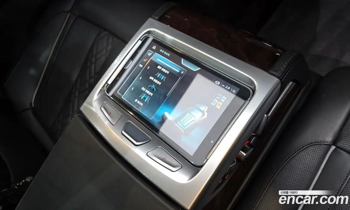 BMW 7 серия 2016 4.4 автомат (гидро), фото 18