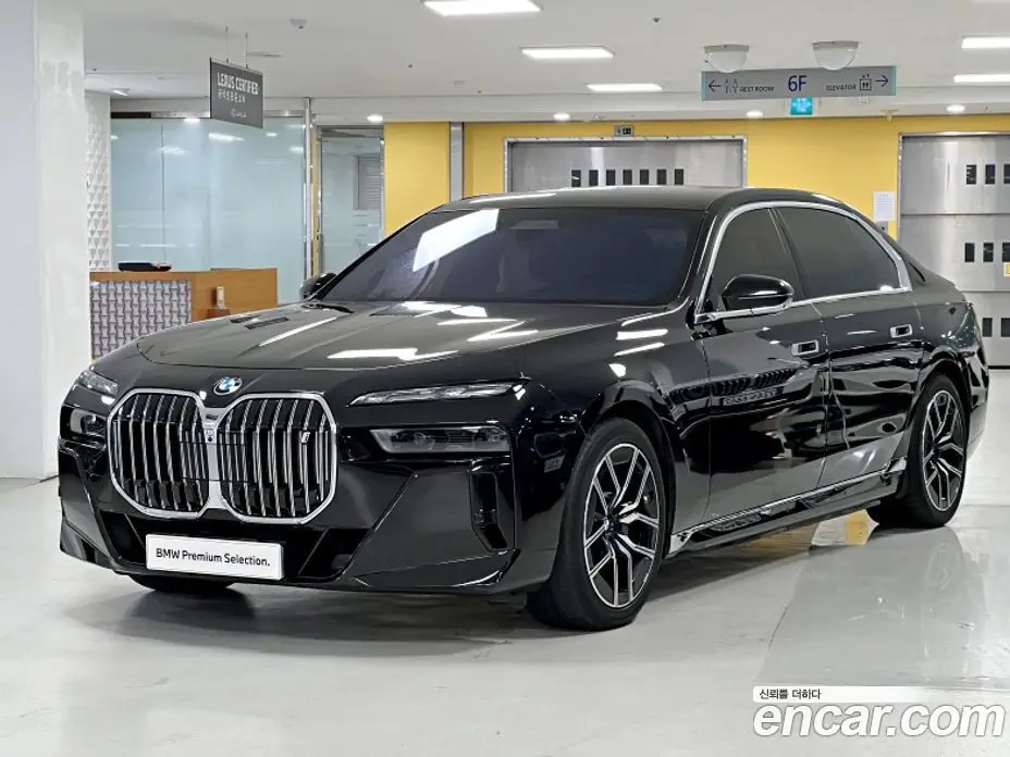 BMW i7 2024 0.3 автомат (гидро), фото 1 BMW i7 2024 0.3 автомат (гидро), фото 1
