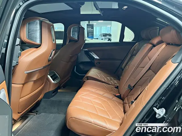 BMW i7 2024 0.3 автомат (гидро), миниатюра 11 BMW i7 2024 0.3 автомат (гидро), миниатюра 11