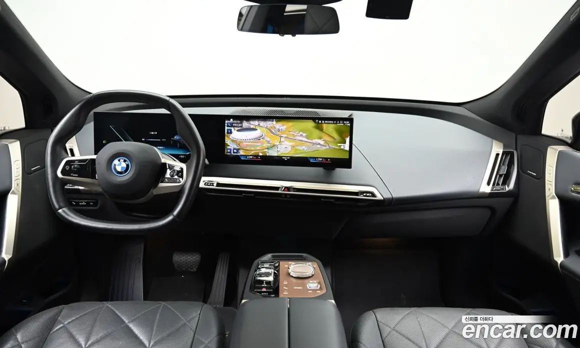 BMW iX 2023 0.3 автомат (гидро), фото 7 BMW iX 2023 0.3 автомат (гидро), фото 7