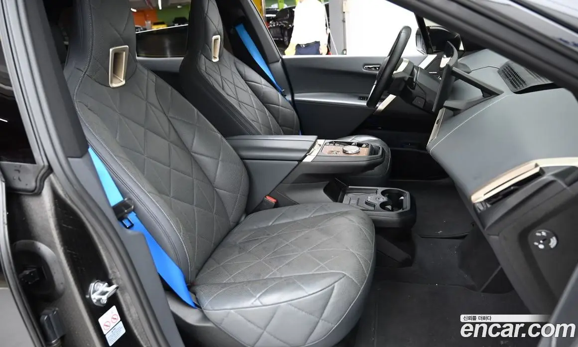 BMW iX 2023 0.3 автомат (гидро), фото 10 BMW iX 2023 0.3 автомат (гидро), фото 10