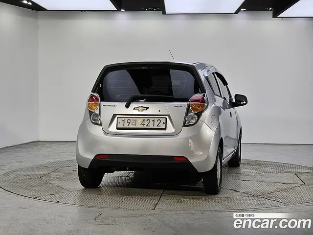 Chevrolet Spark 2012 1.0 механика, миниатюра 3