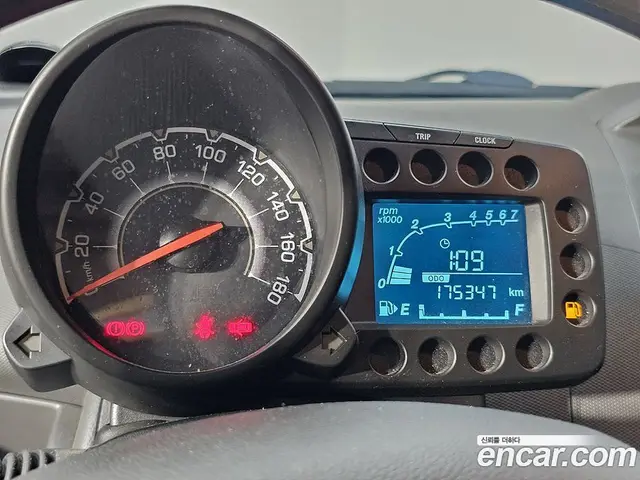 Chevrolet Spark 2012 1.0 механика, миниатюра 7