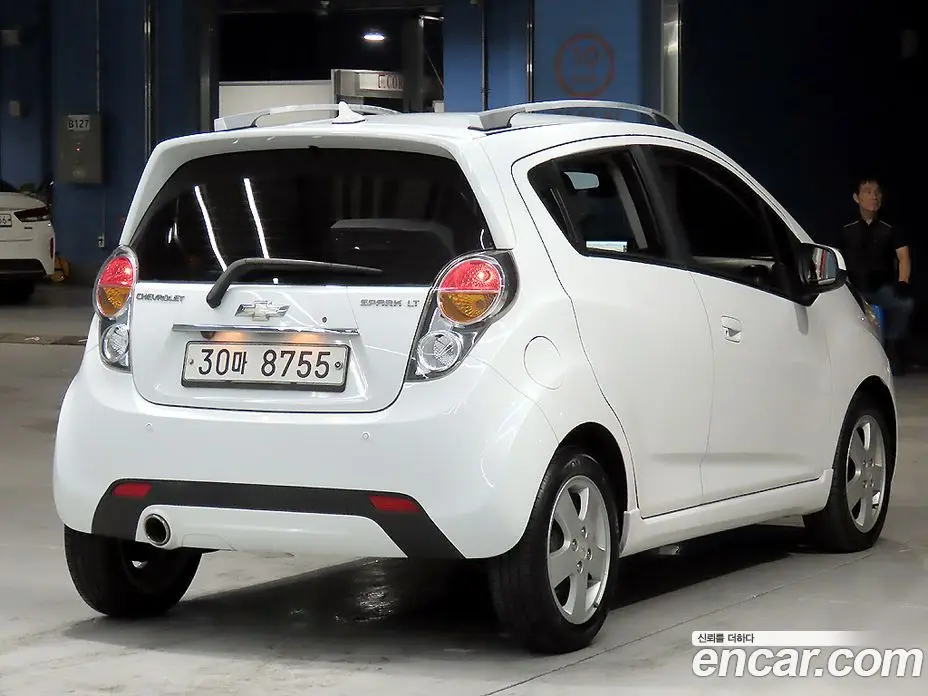 Chevrolet Spark 2012 1.0 автомат (гидро), фото 4