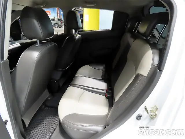 Chevrolet Spark 2012 1.0 автомат (гидро), миниатюра 7