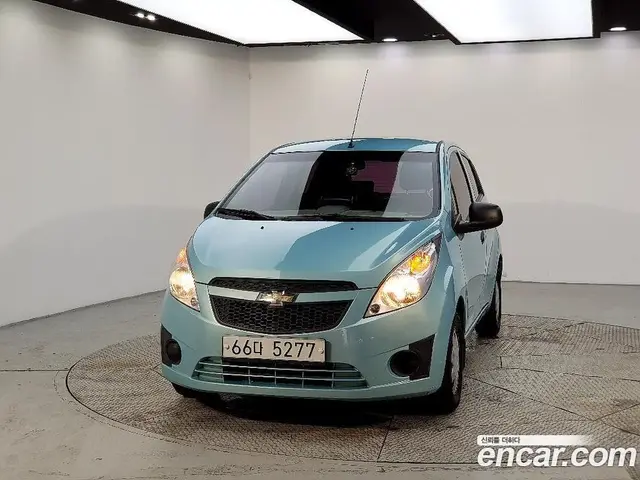 Chevrolet Spark 2012 1.0 автомат (гидро), миниатюра 2
