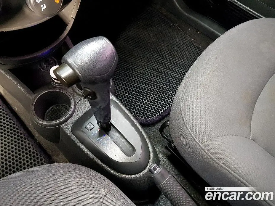 Chevrolet Spark 2012 1.0 автомат (гидро), фото 14