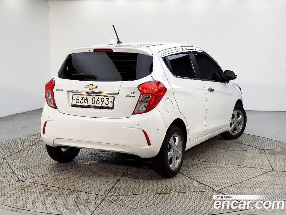 Chevrolet Spark 2016 1.0 автомат (гидро), фото 2 Chevrolet Spark 2016 1.0 автомат (гидро), фото 2