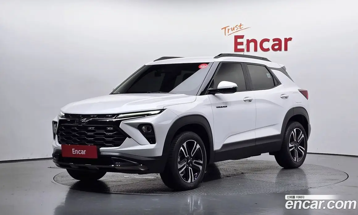 Chevrolet TrailBlazer 2023 1.3 автомат (гидро), фото 1 Chevrolet TrailBlazer 2023 1.3 автомат (гидро), фото 1