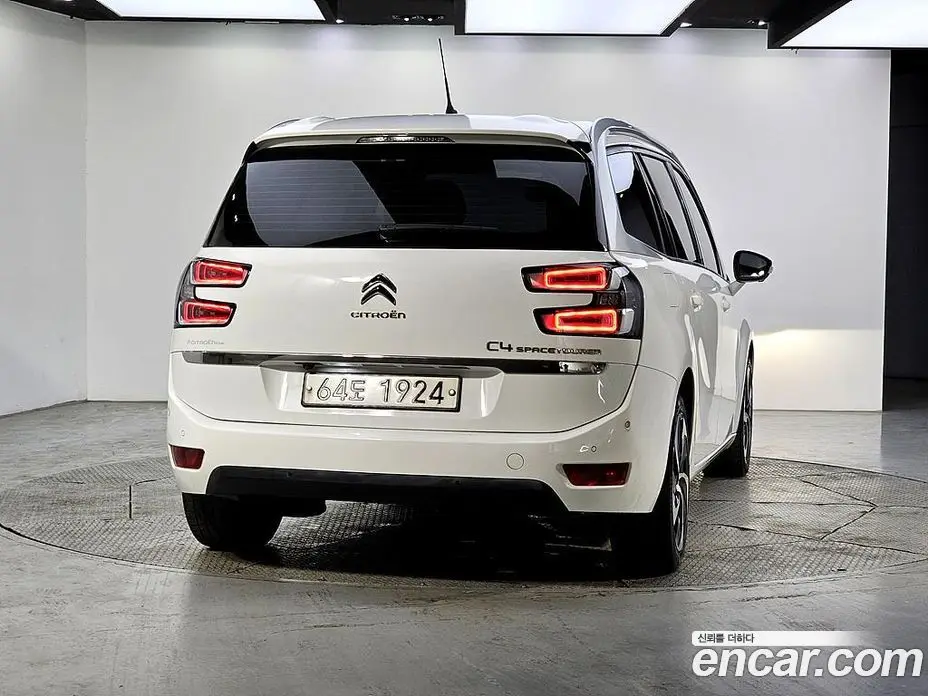 Citroen C4 Spacetourer 2018 2.0 автомат (гидро), фото 3