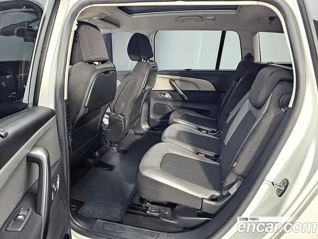 Citroen C4 Spacetourer 2018 2.0 автомат (гидро), миниатюра 9