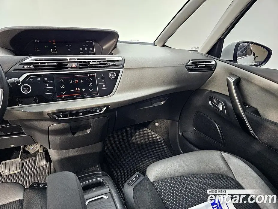 Citroen C4 Spacetourer 2018 2.0 автомат (гидро), фото 10
