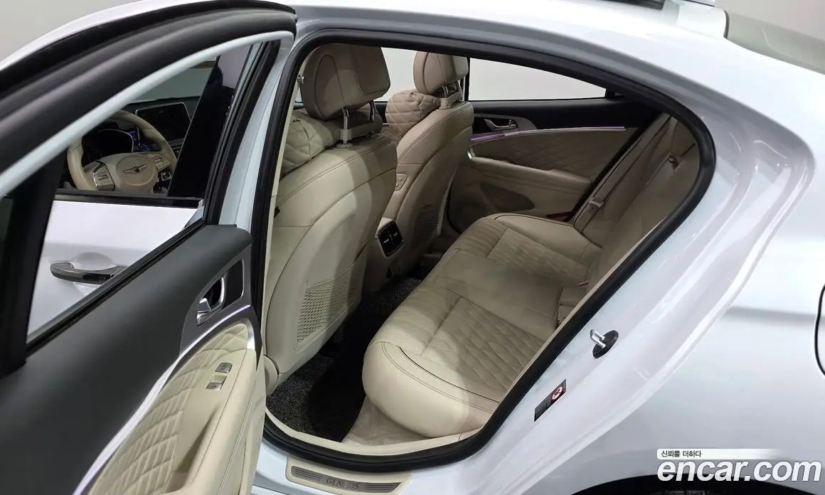 Genesis G70 2018 2.0 автомат (гидро), фото 12