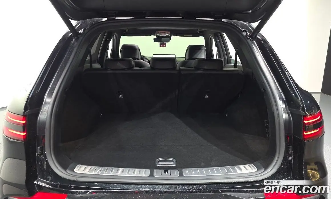 Genesis GV70 2021 3.5 автомат (гидро), фото 20 Genesis GV70 2021 3.5 автомат (гидро), фото 20