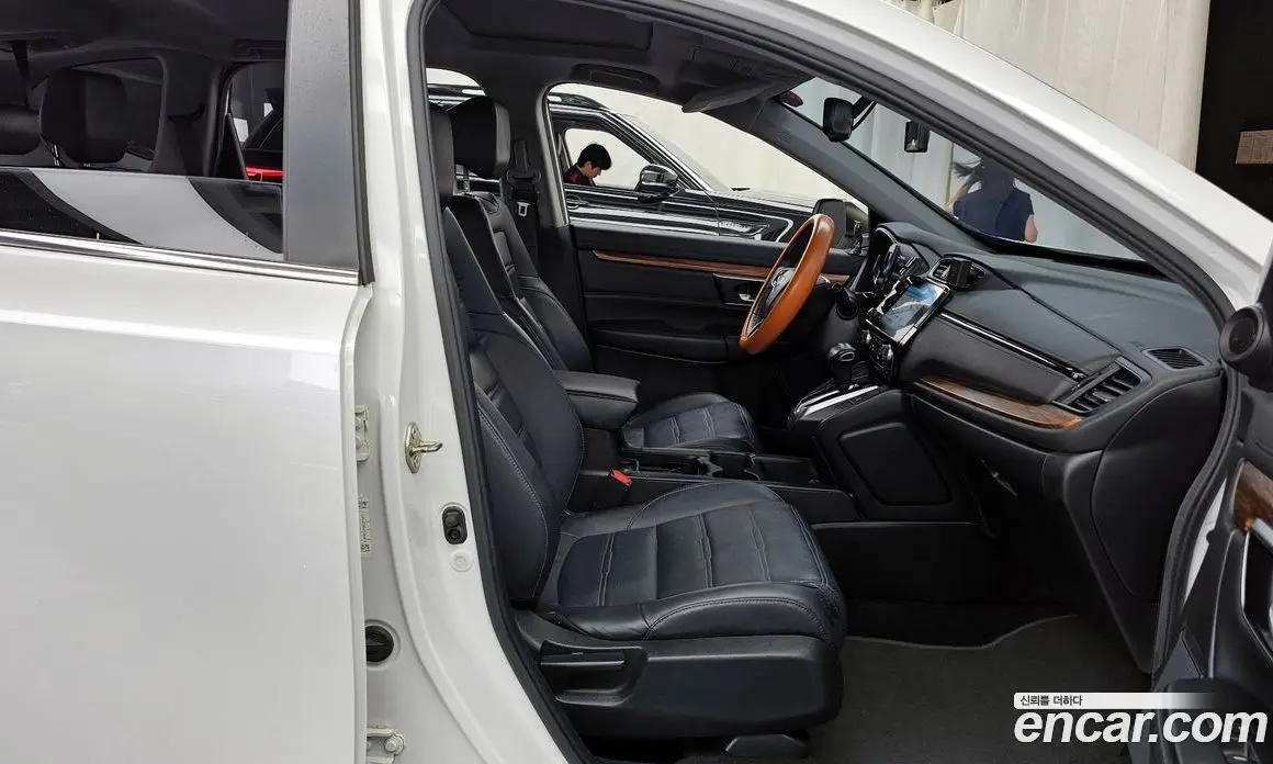 Honda CR-V 2019 1.5 автомат (гидро), фото 11 Honda CR-V 2019 1.5 автомат (гидро), фото 11