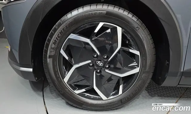 Hyundai Ioniq 5 2024 0.1 автомат (гидро), миниатюра 5