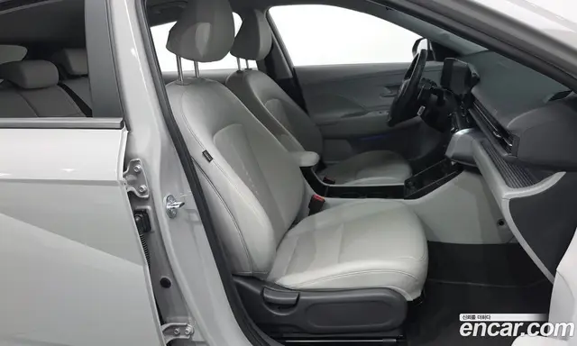 Hyundai Kona 2023 1.6 автомат (гидро), миниатюра 11