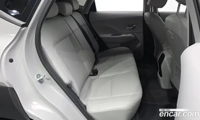 Hyundai Kona 2023 1.6 автомат (гидро), миниатюра 12