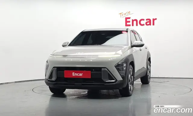 Hyundai Kona 2023 1.6 автомат (гидро), миниатюра 3
