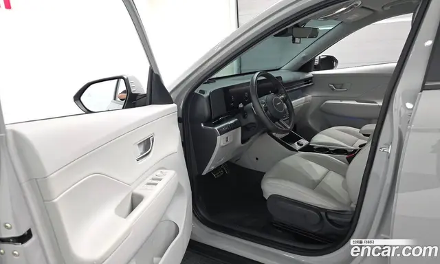 Hyundai Kona 2023 1.6 автомат (гидро), миниатюра 10