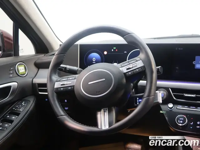 Hyundai Sonata 2024 1.6 автомат (гидро), миниатюра 12