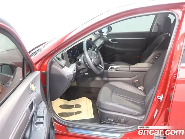 Hyundai Sonata 2024 1.6 автомат (гидро), миниатюра 9 Hyundai Sonata 2024 1.6 автомат (гидро), миниатюра 9